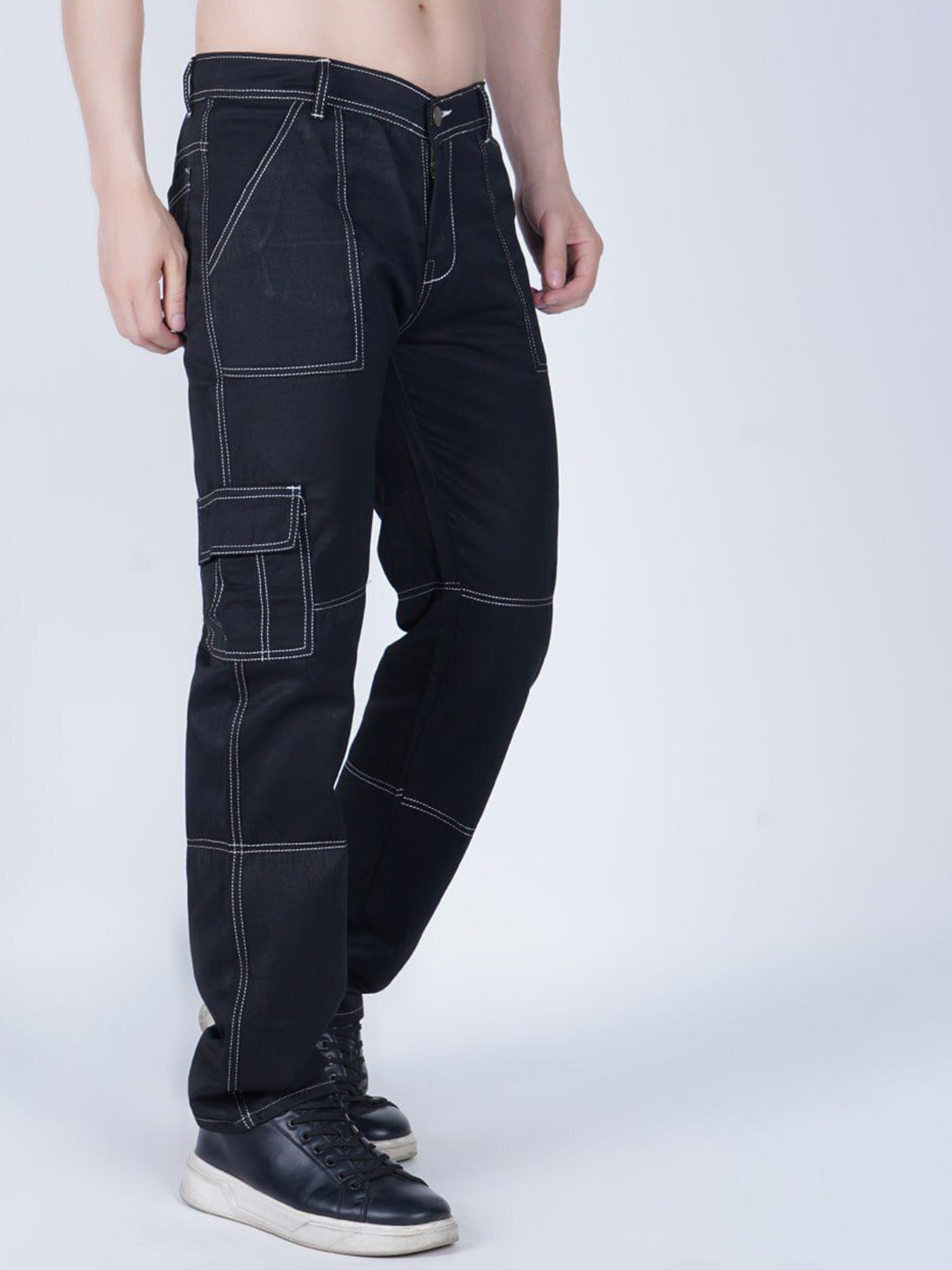 

LINARIA Men Classic Straight Fit Cotton Jeans, Black