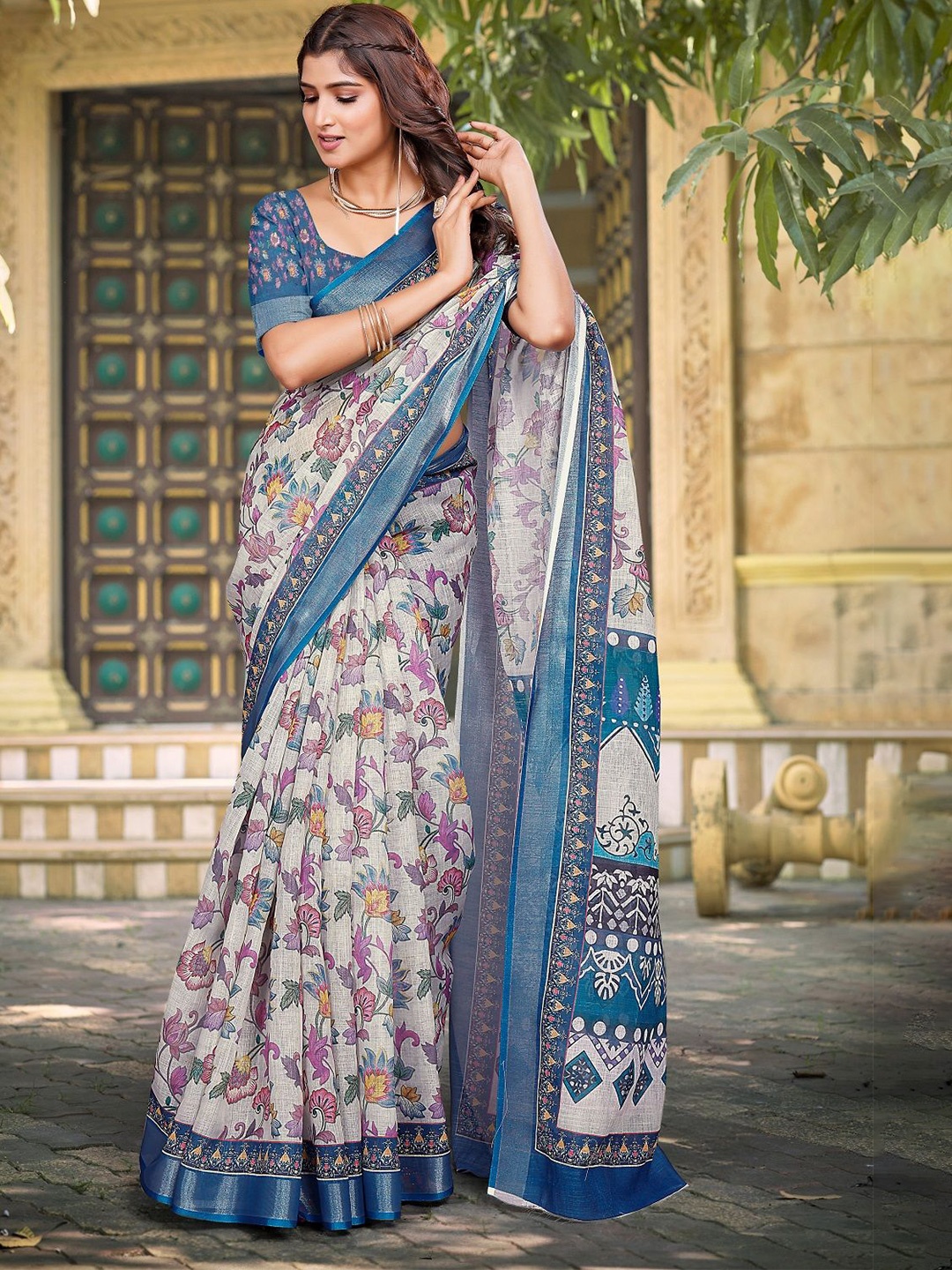 

Nimidiya Floral Printed Zari Pure Cotton Saree, Blue