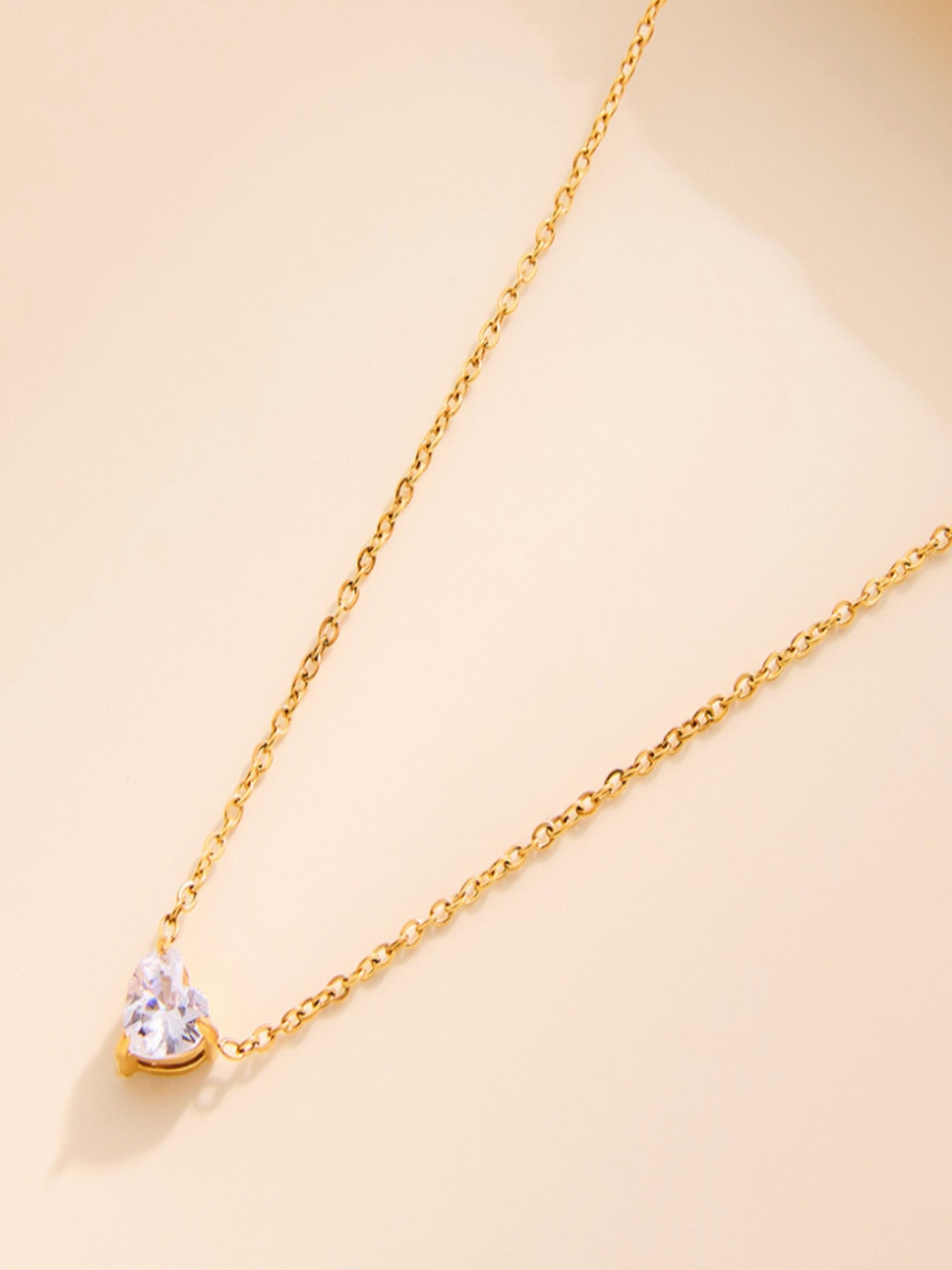 

AQUASTREET 18K Gold Plated Heart Shaped Cubic Zirconia Studded Necklace