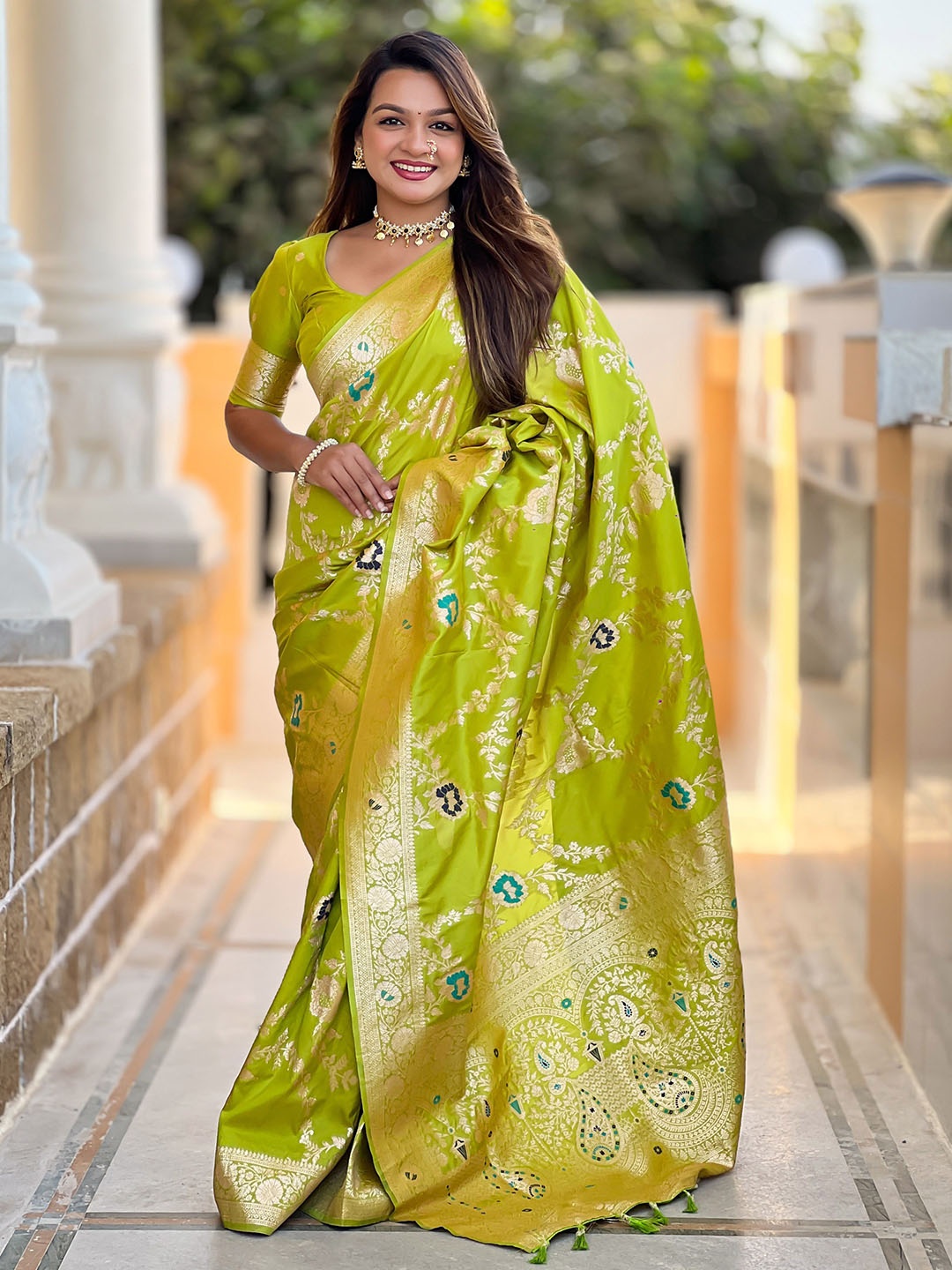 

Ekta Textiles Woven Design Zari Pure Silk Banarasi Designer Saree, Green