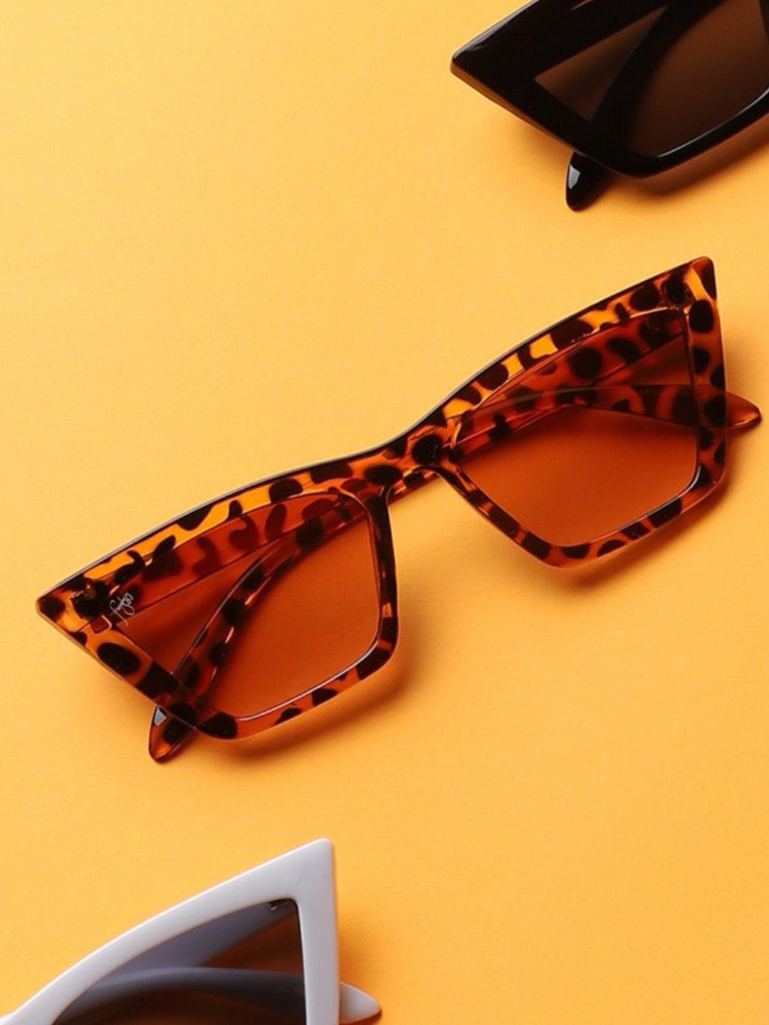 

Funglasses Unisex Cateye Sunglasses with UV Protected Lens, Brown
