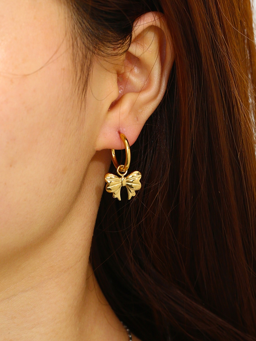 

AQUASTREET Gold-Plated Contemporary Shaped Hoop Earrings