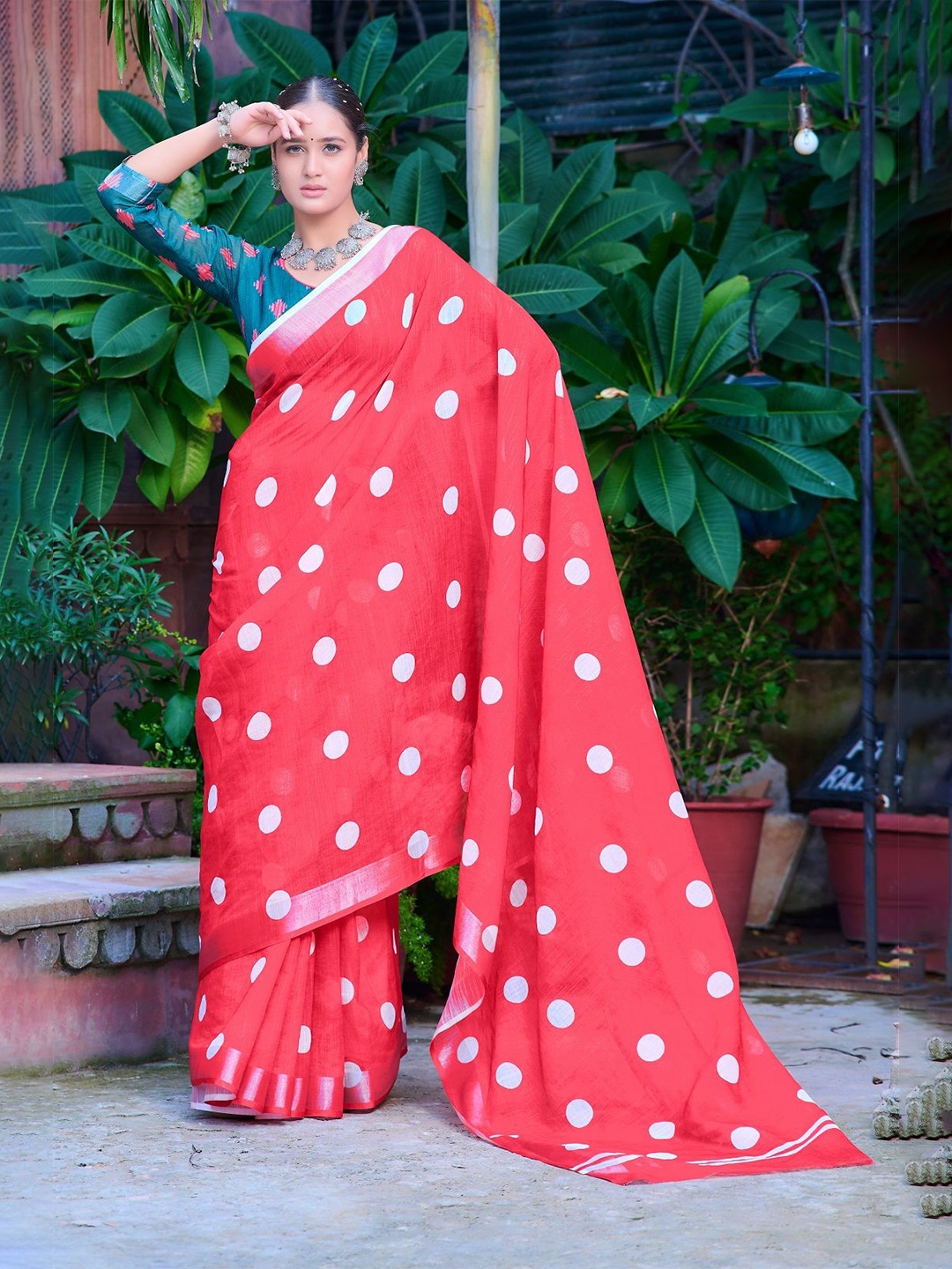 

Nimidiya Polka Dot Printed Zari Pure Cotton Saree, Red