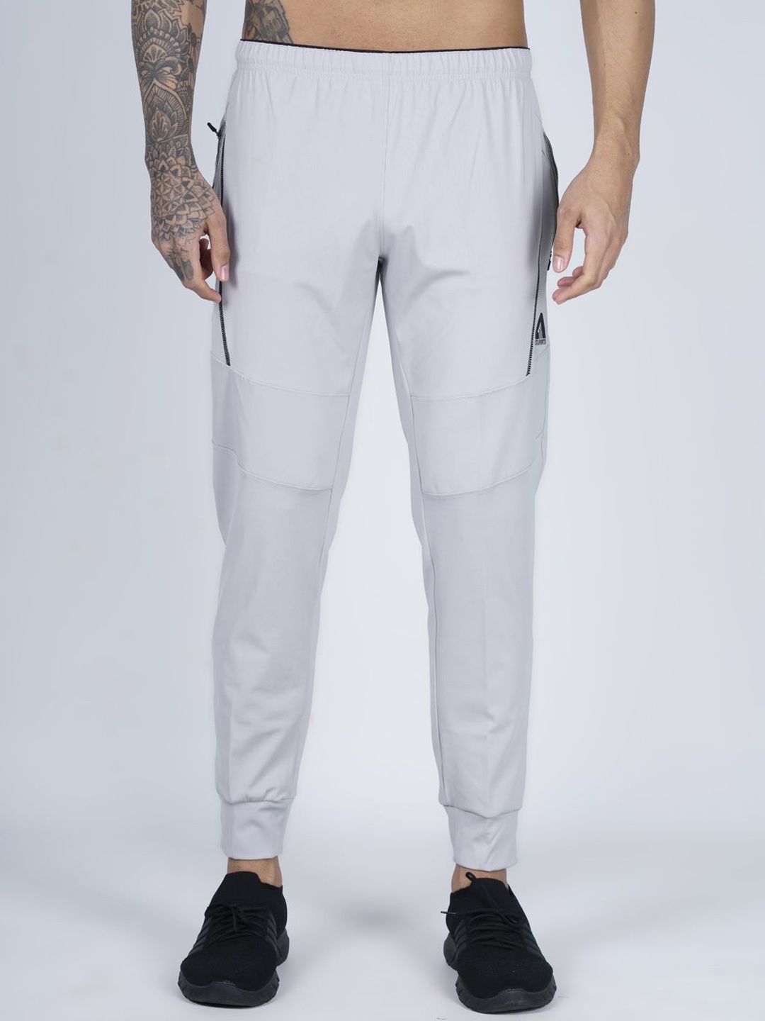 

GOTO Men Regular Fit Mid-Rise Joggers, Grey