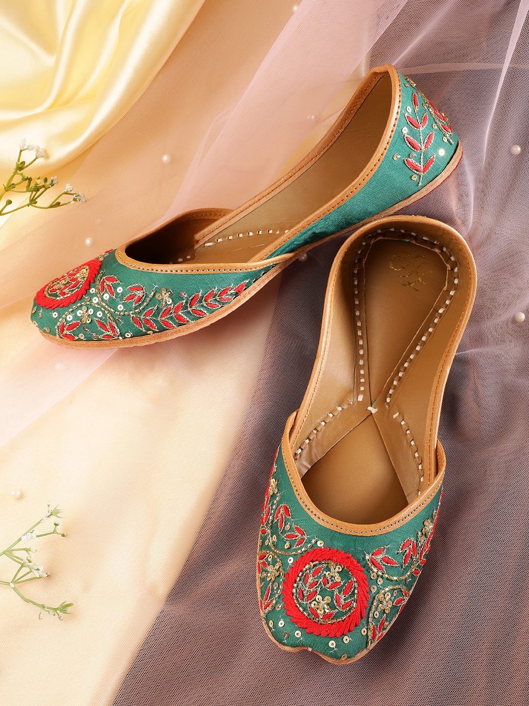 

House of Pataudi Floral Embroidered Mojaris, Green