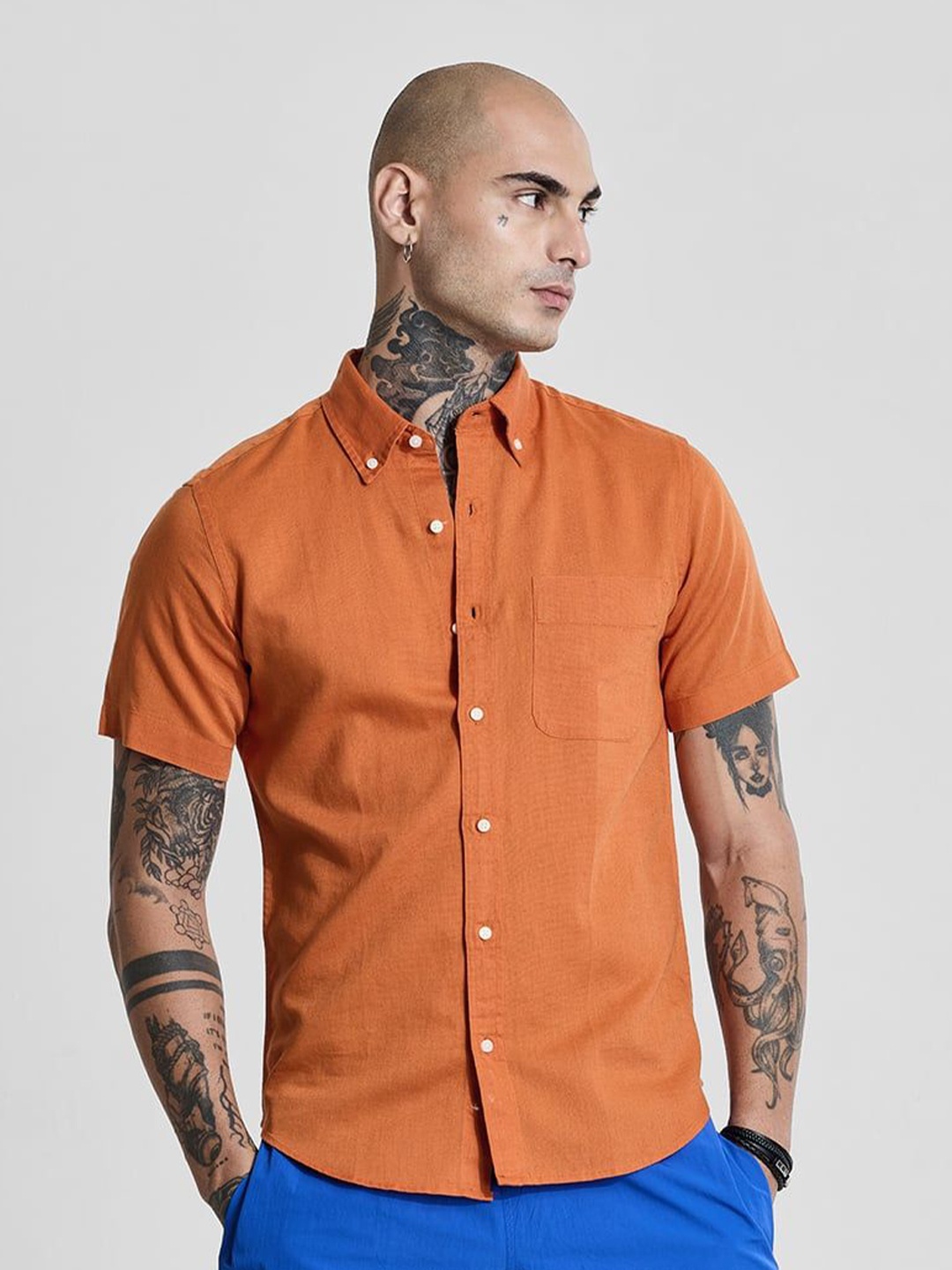 

Snitch Men Smart Slim Fit Button-Down Collar Solid Cotton Casual Shirt, Orange