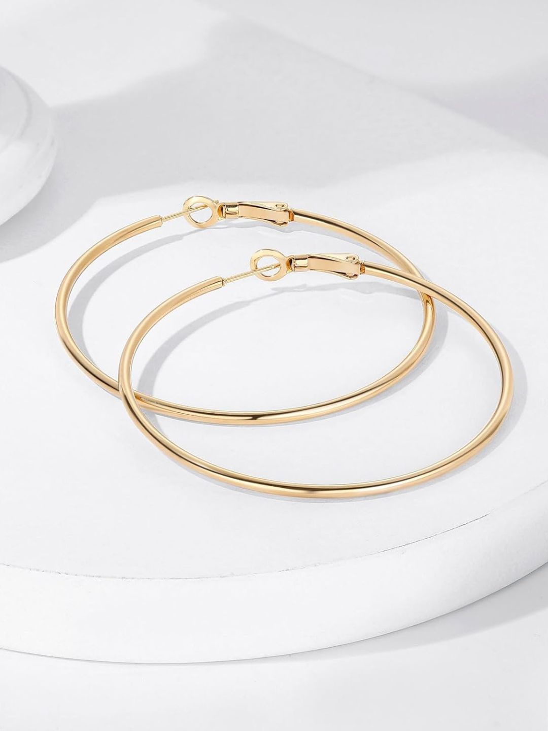 

DressBerry Gold-Plated Circular Shaped Hoop Earrings