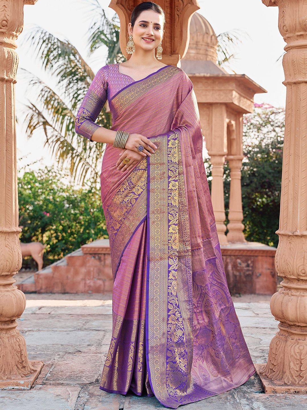 

Satrani Pure Silk Woven Design Zari Paithani Saree With Unstitched Blouse Piece, Pink