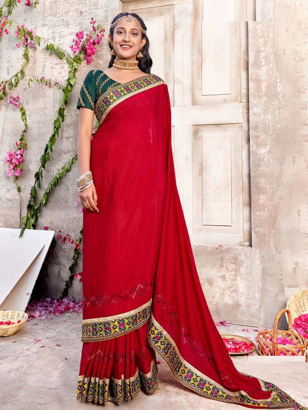 

MAHALASA Solid Embroidered Saree With Unstitched Blouse Piece, Red