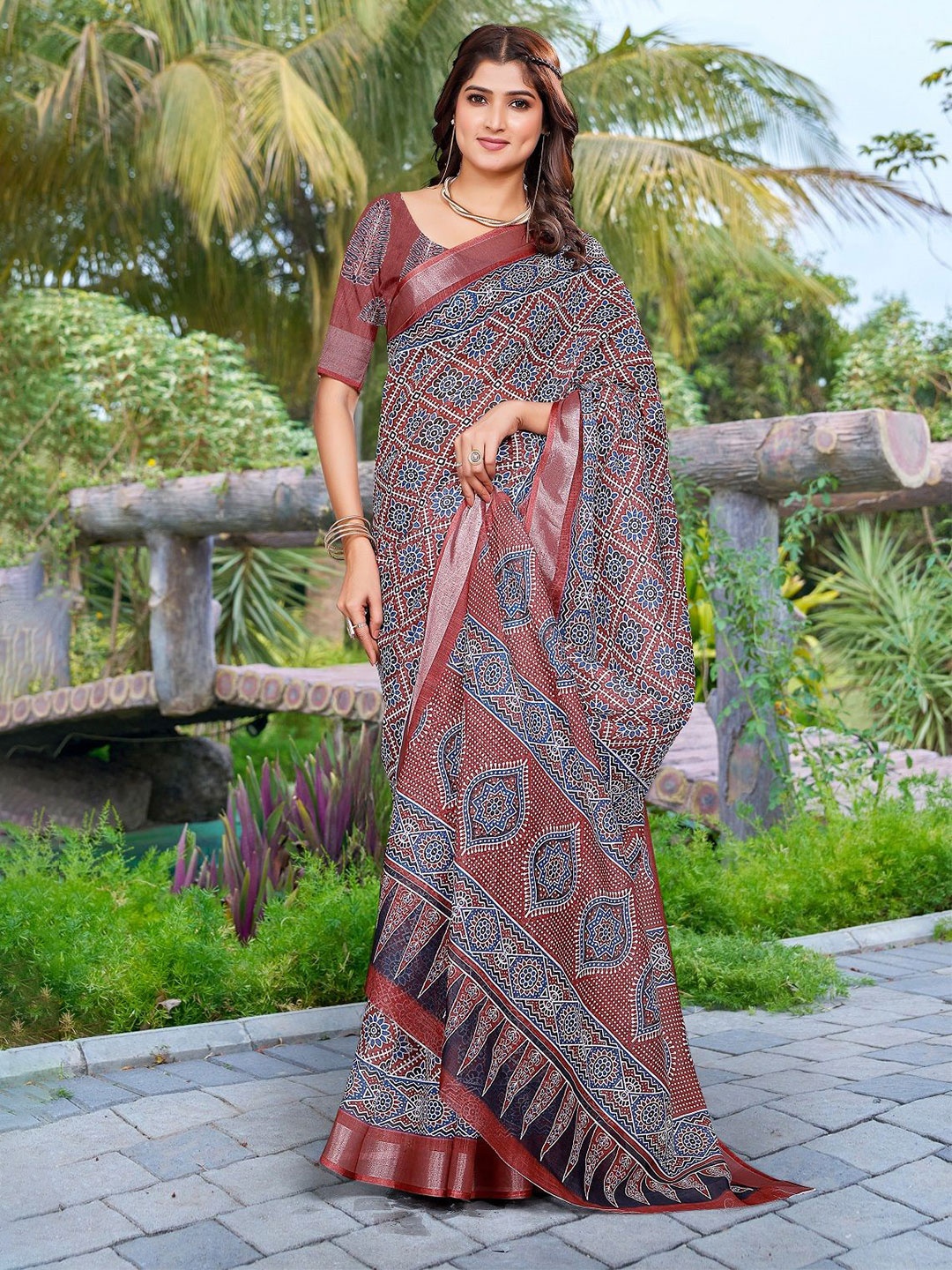 

Nimidiya Ethnic Motifs Pure Cotton Saree, Brown