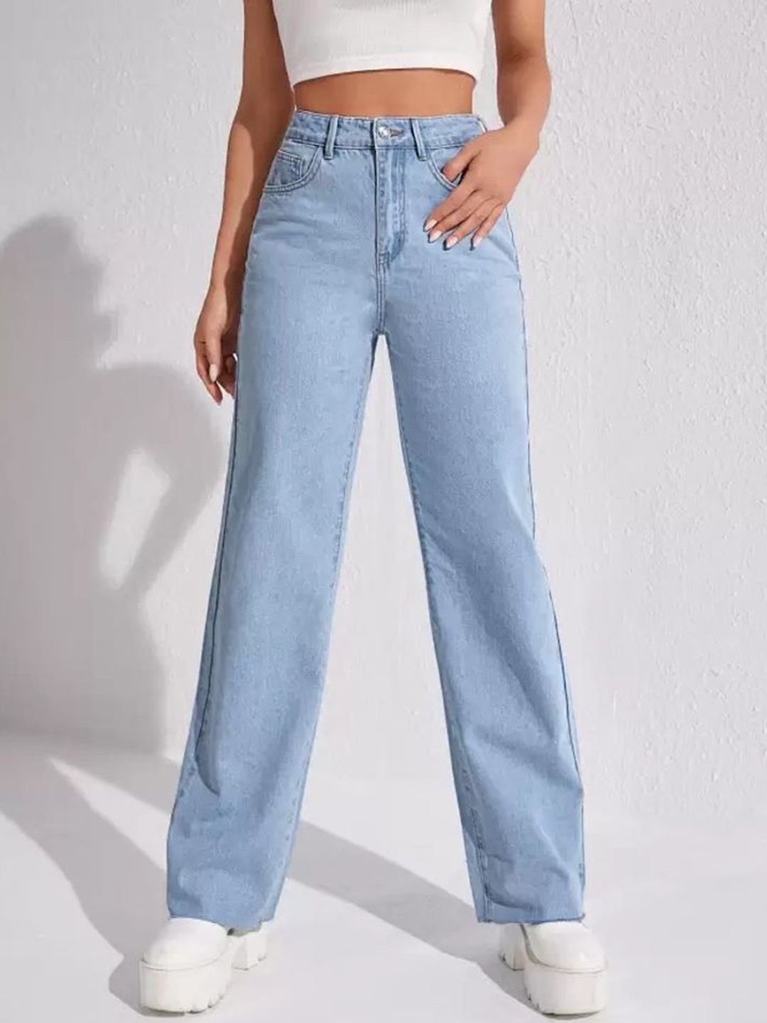 

LINARIA Women Classic Relaxed Fit Highly Distressed Jeans, Blue