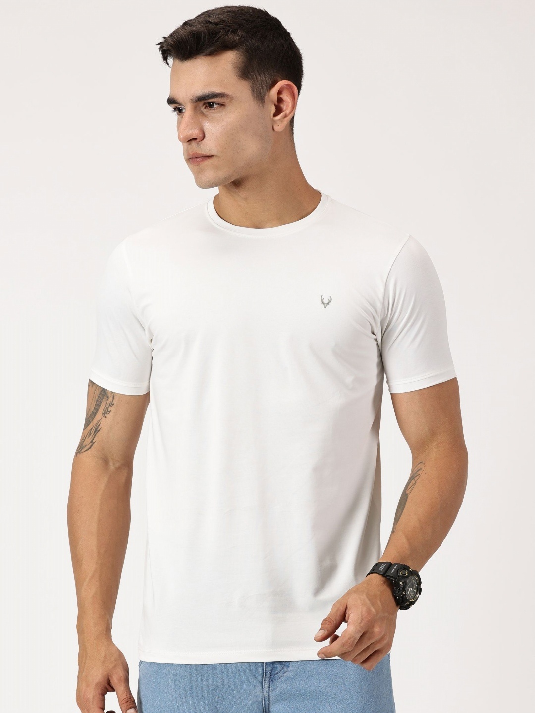 

RAVINIK Men Solid Round Neck Cotton T-shirt, White