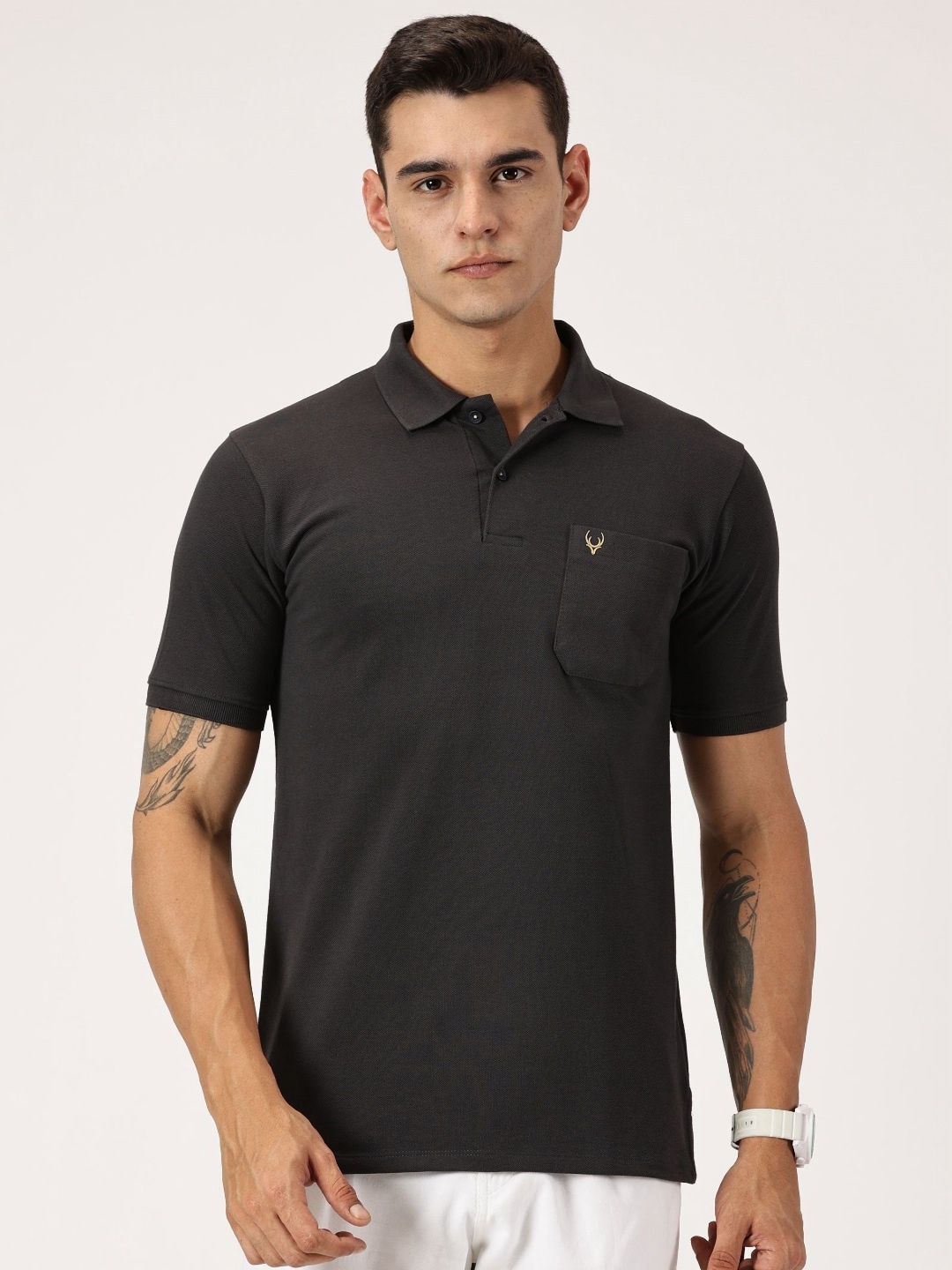 

RAVINIK Men Solid Polo Collar Cotton T-shirt, Black