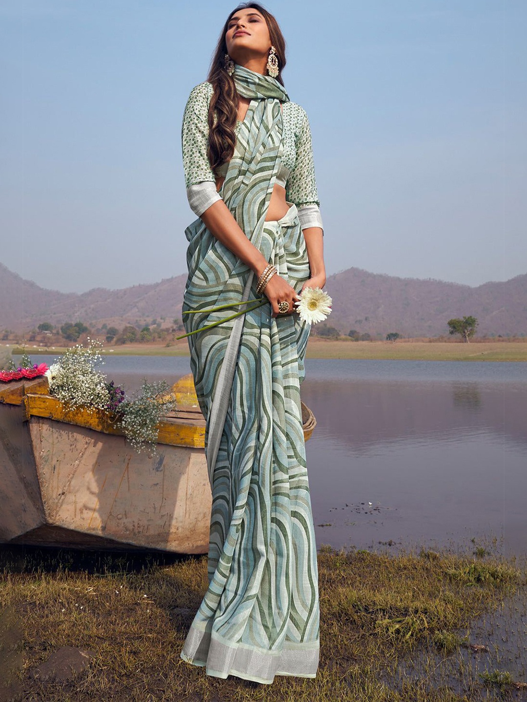 

Nimidiya Printed Zari Pure Cotton Saree, Grey