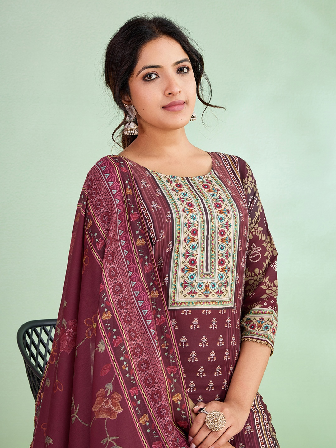 

SUAAC Floral Printed Round Neck Straight Kurta With Trousers And Dupatta, Maroon