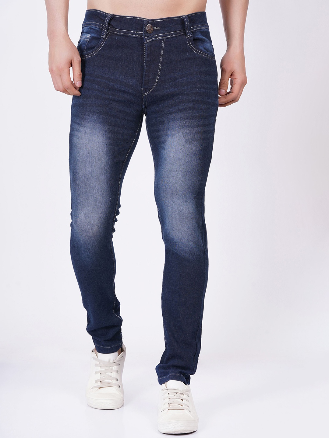 

LINARIA Men Classic Mid-Rise Slim Fit Heavy Fade Clean Look Jeans, Blue