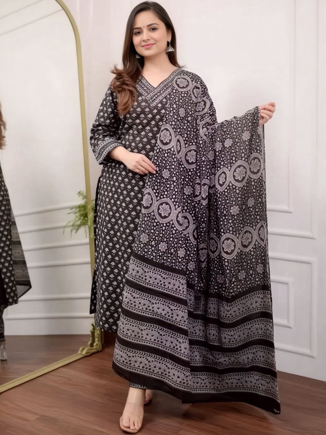 

BAIRAJ Ethnic Motifs Printed A-Line Kurta with Trousers & Dupatta, Black