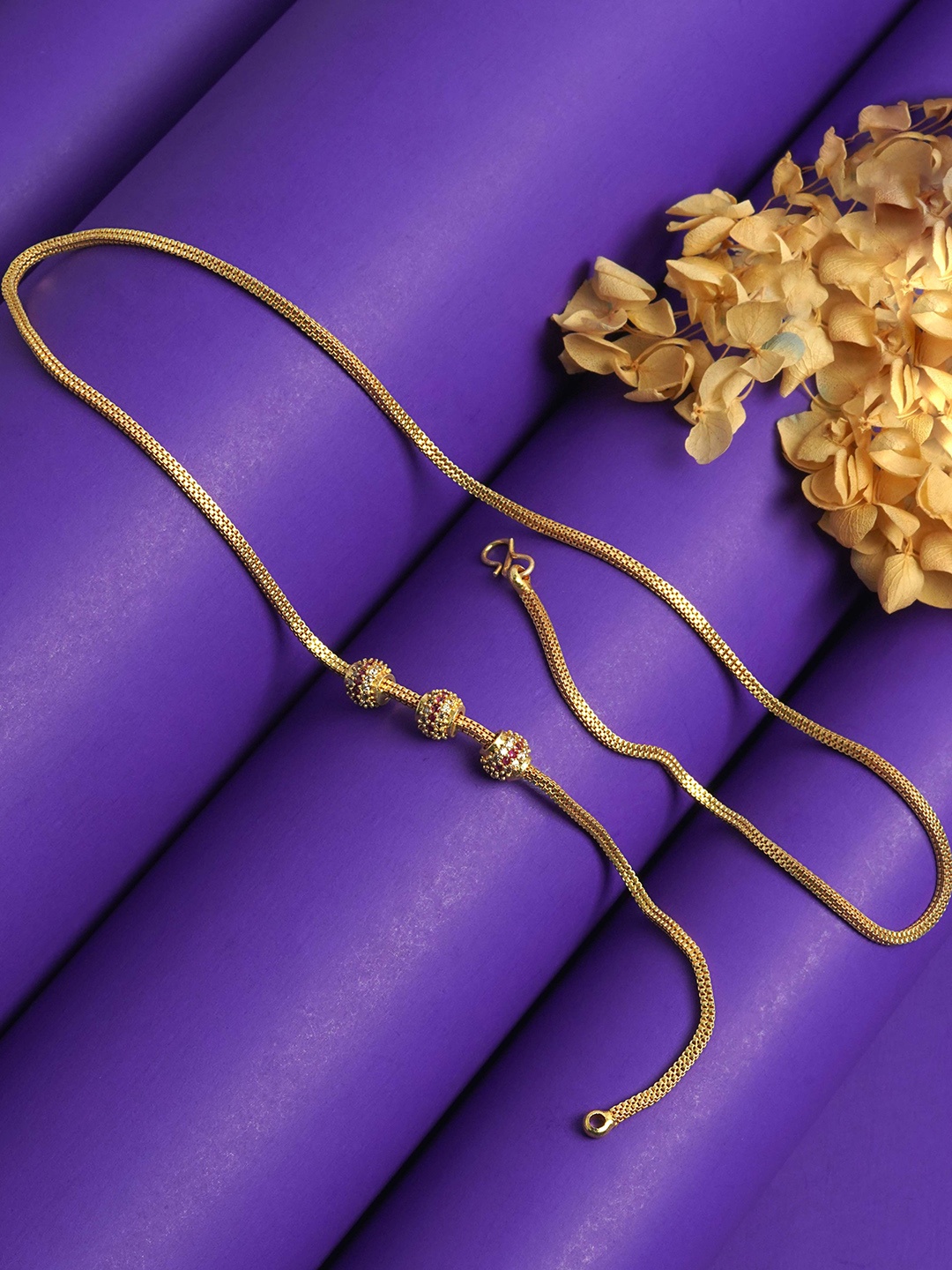 

LAFORWORD Gold-Plated American Diamond Studded Mugapu Chain