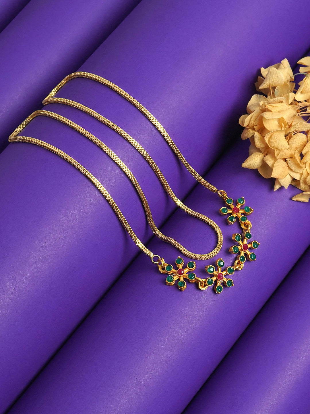 

LAFORWORD Gold-Plated American Diamond Studded Mugapu Chain