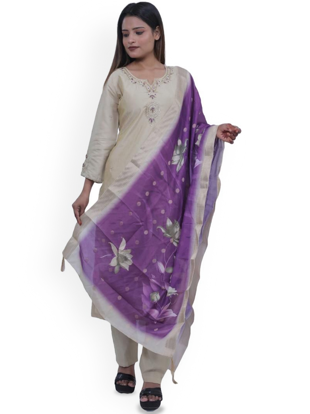 

Wavy Collection Floral Embroidered Pure Silk Straight Kurta with Trousers & Dupatta, Cream