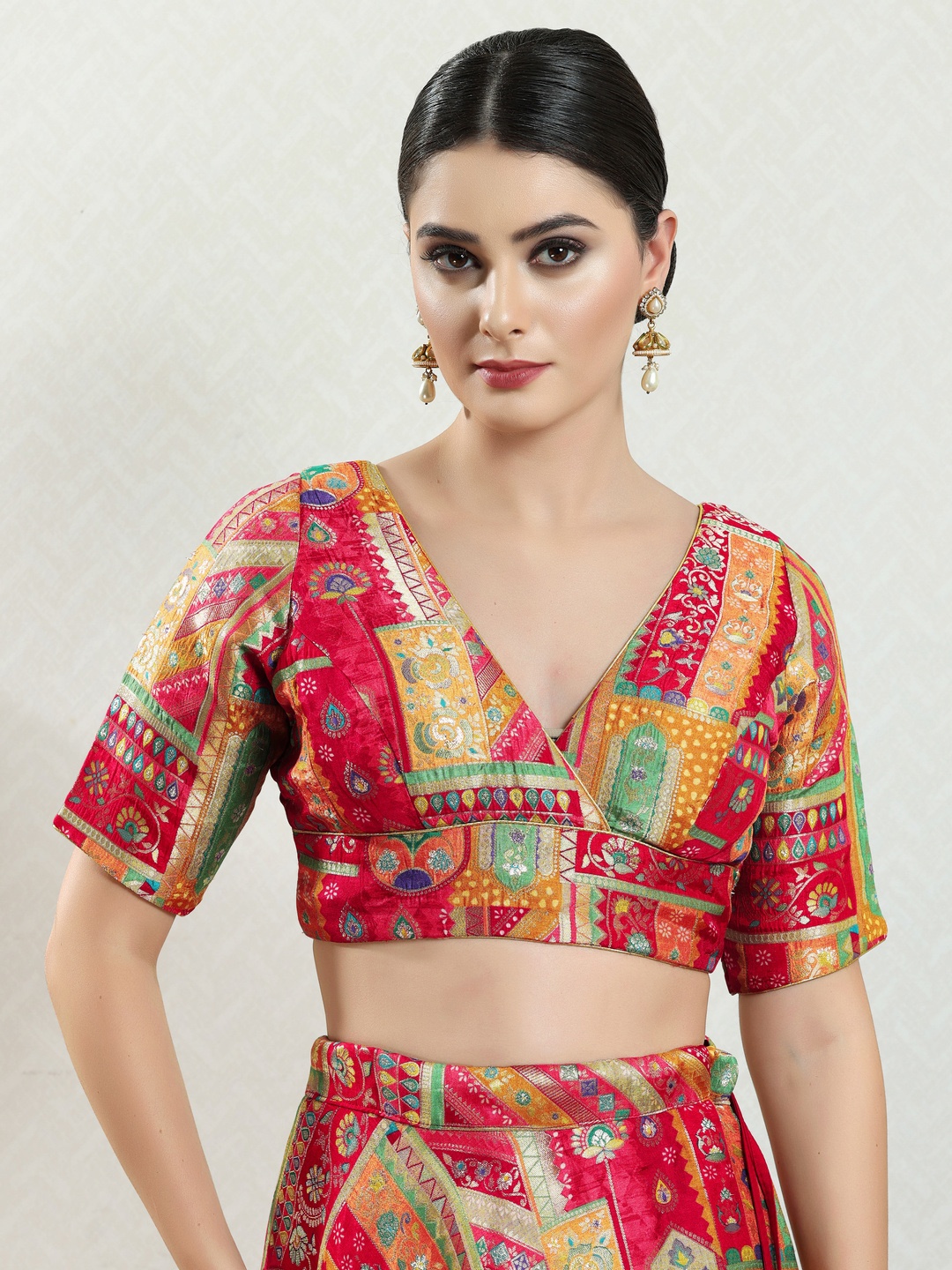 

VAMAS - THE DESIGNER BLOUSES Women V-Neck Padded Saree Blouse, Red