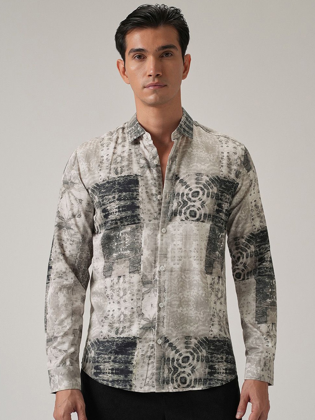 

Banana Club Men Classic Slim Fit Abstract Printed Casual Shirt, Grey