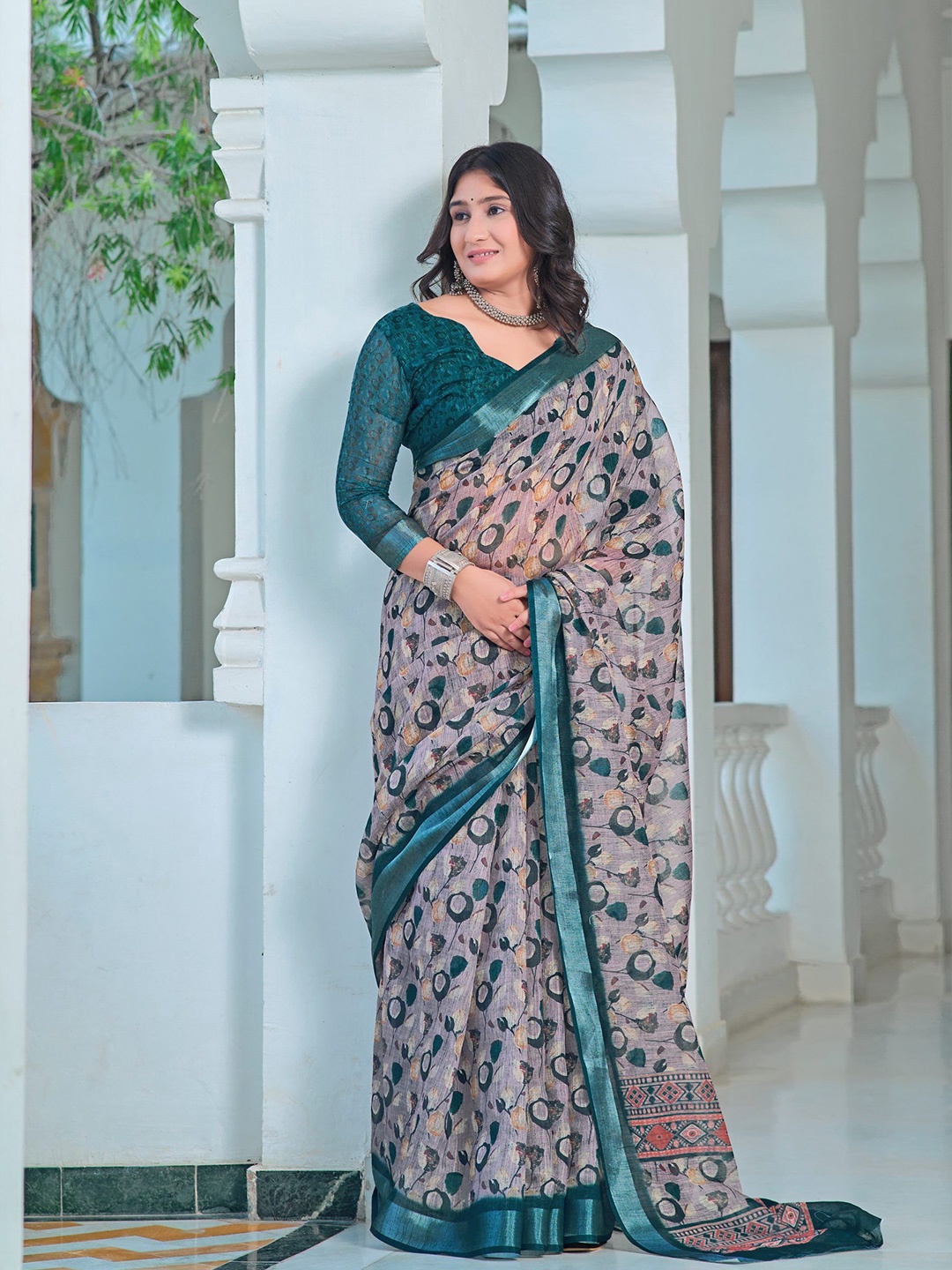 

Mitera Floral Printed Zari Saree With Unstitched Blouse Piece, Grey