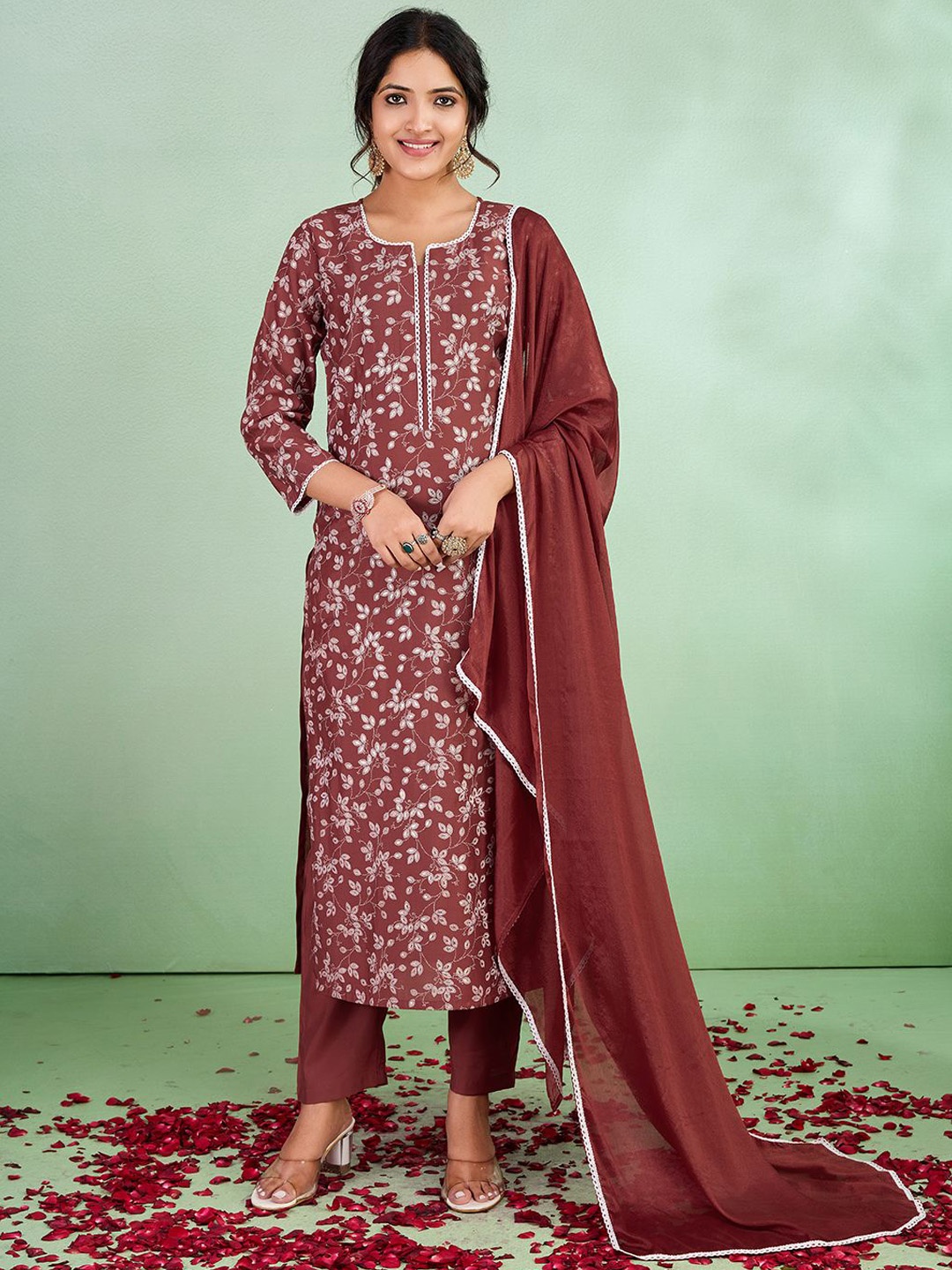 

SUAAC Floral Printed Straight Kurta with Trousers And Dupatta, Brown