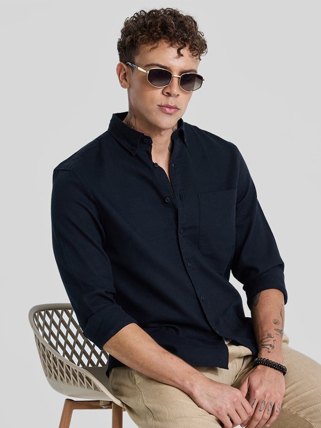 

Snitch Men Smart Slim Fit Button-Down Collar Solid Cotton Casual Shirt, Navy blue