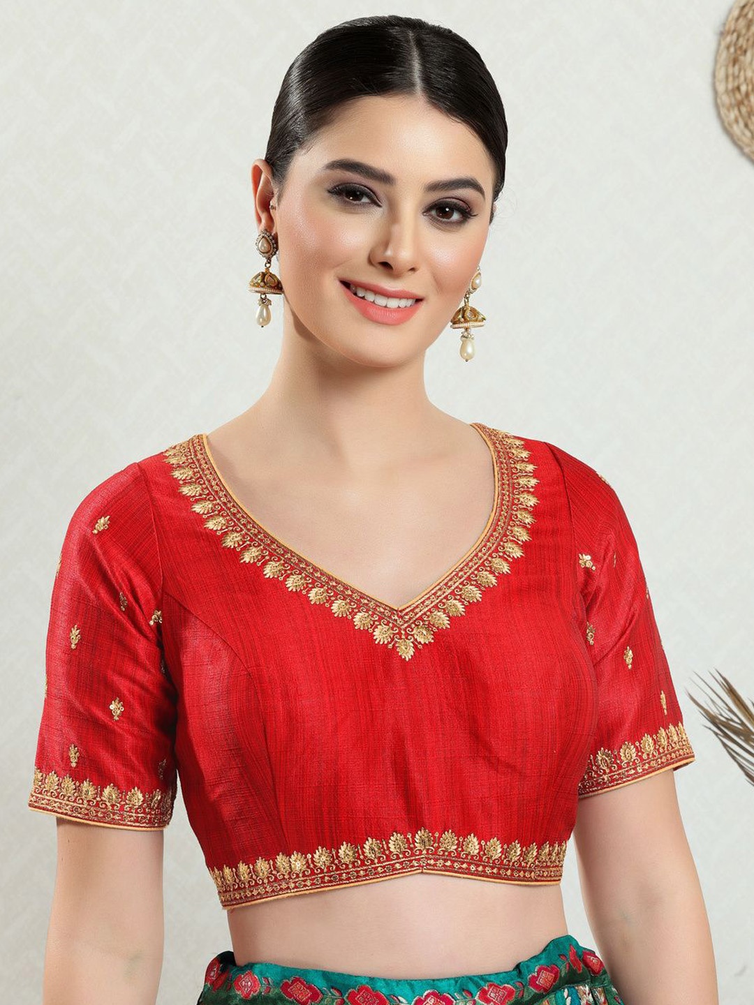 

VAMAS - THE DESIGNER BLOUSES Women V-Neck Padded Saree Blouse, Red