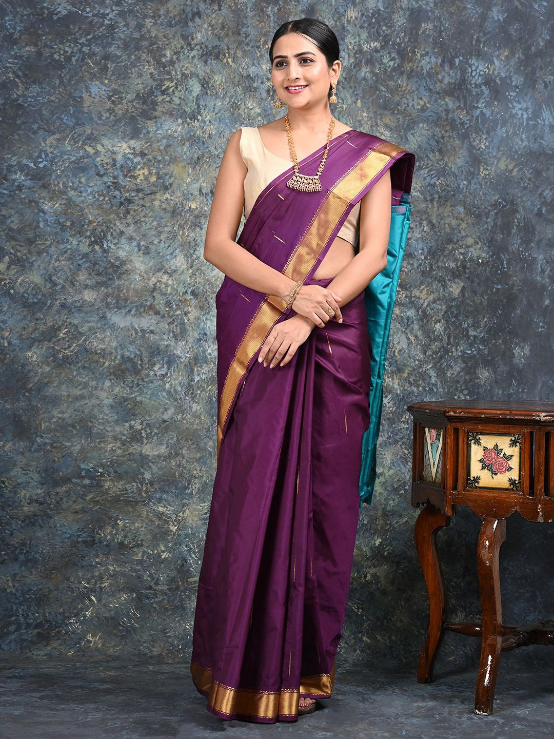 

Ushvii Woven Design Zari Pure Silk Kanjeevaram Saree, Purple