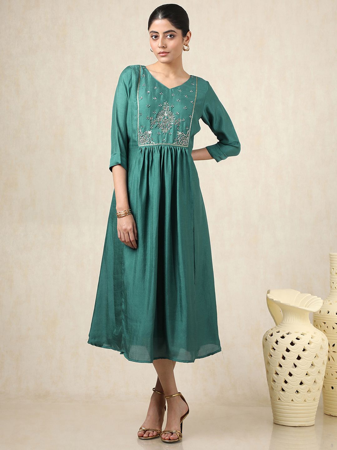 

Soch Women Floral Embroidered Crepe Fit & Flare Midi Dress, Teal