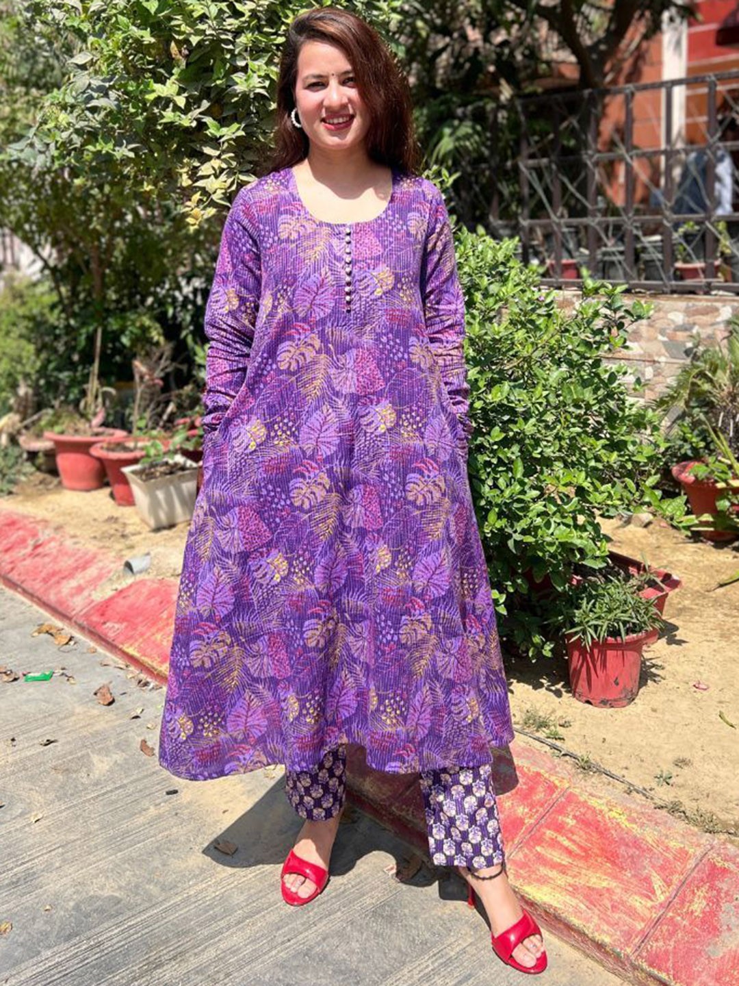 

Rangreza Ethnic Floral Printed Pure Cotton A-line Kurta with Trousers, Purple