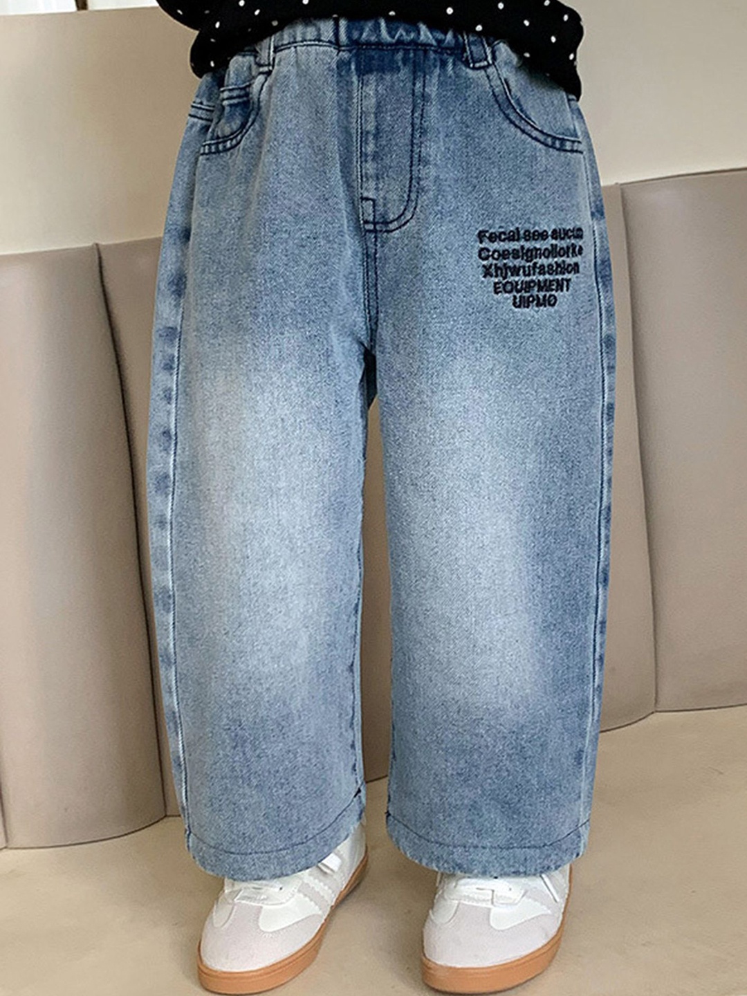 

LULU & SKY Girls Straight Fit High-Rise Heavy Fade Jeans, Blue