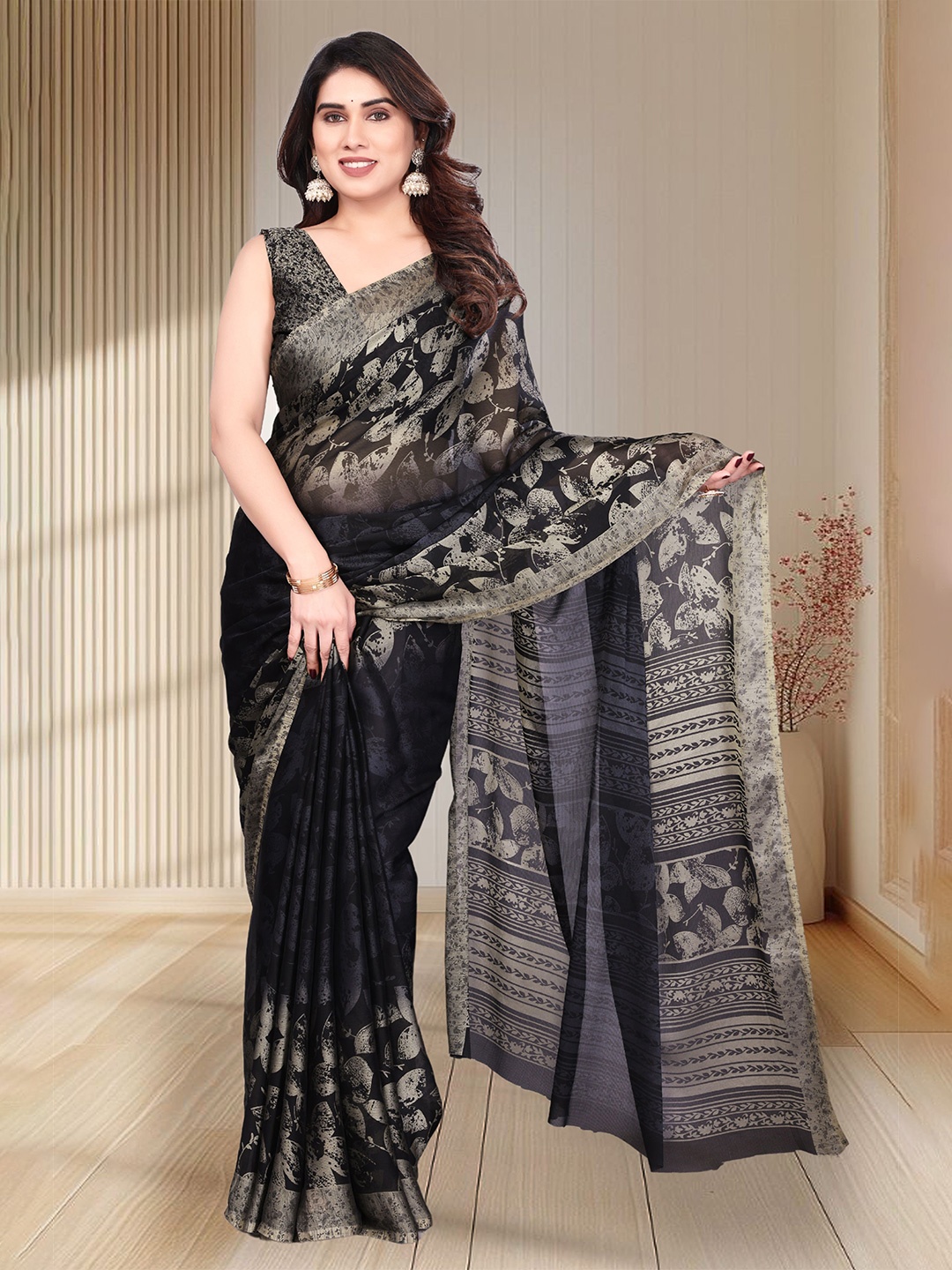

SUPERLAXMI Floral Printed Pure Chiffon Saree, Black