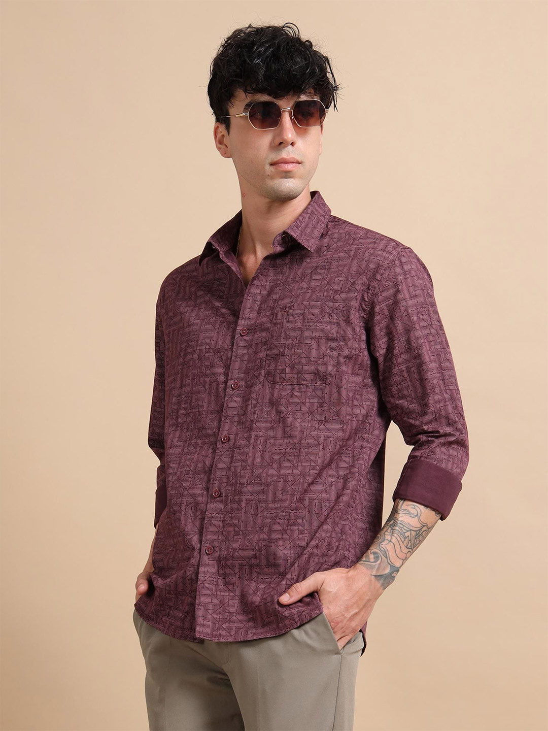 

RIGS AND RAGS Men Classic Fit Spread Collar Geometric Printed Cotton Casual Shirt, Maroon