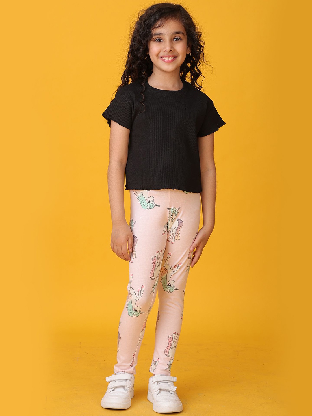 

Anthrilo Girls Round Neck T-Shirt With Leggings Set, Black