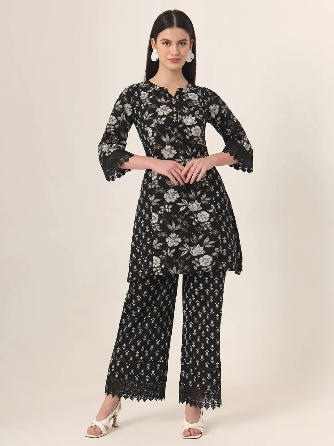 

MissKurti Floral Printed Pure Cotton Notch Neck Tunic With Trousers, Black