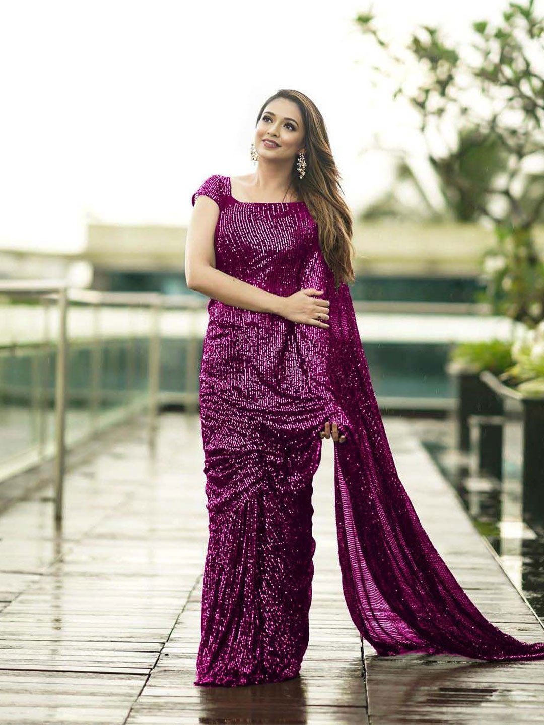 

MADHUR HAND WORK ART Sequinned Embellished Saree, Purple