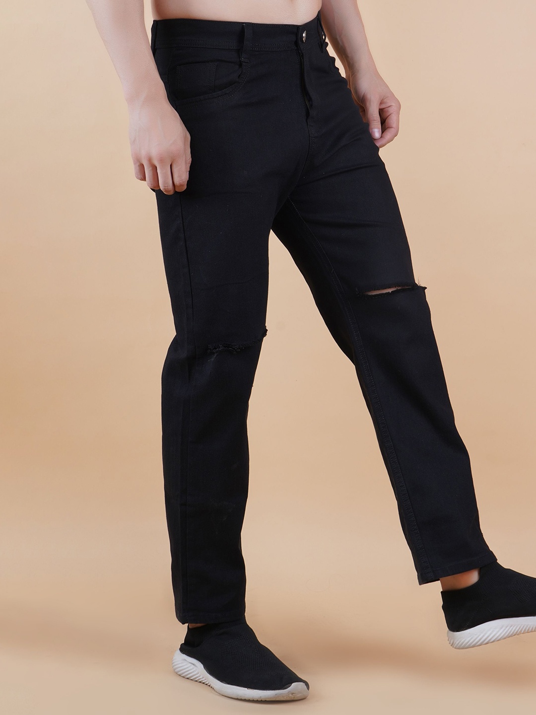 

LINARIA Men Classic Relaxed Fit Slash Knee Mid-Rise Jeans, Black