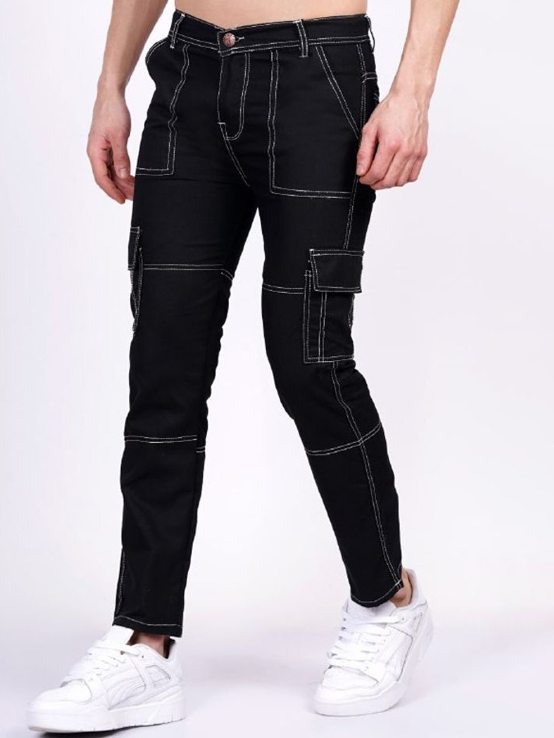 

LINARIA Men Classic Mid-Rise Straight Fit Clean Look Jeans, Black