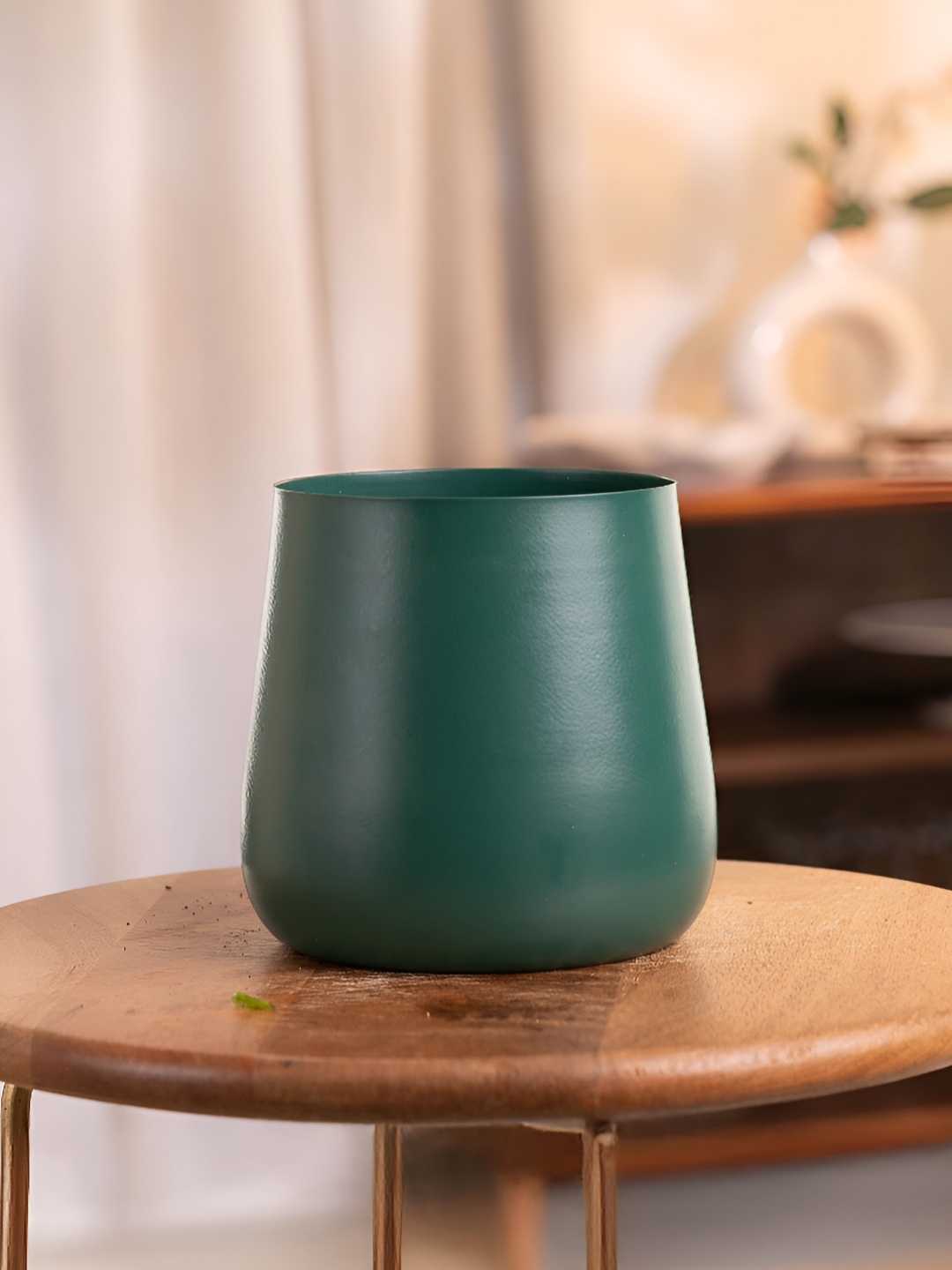 

Kyari Green Metal Rust Free Planter