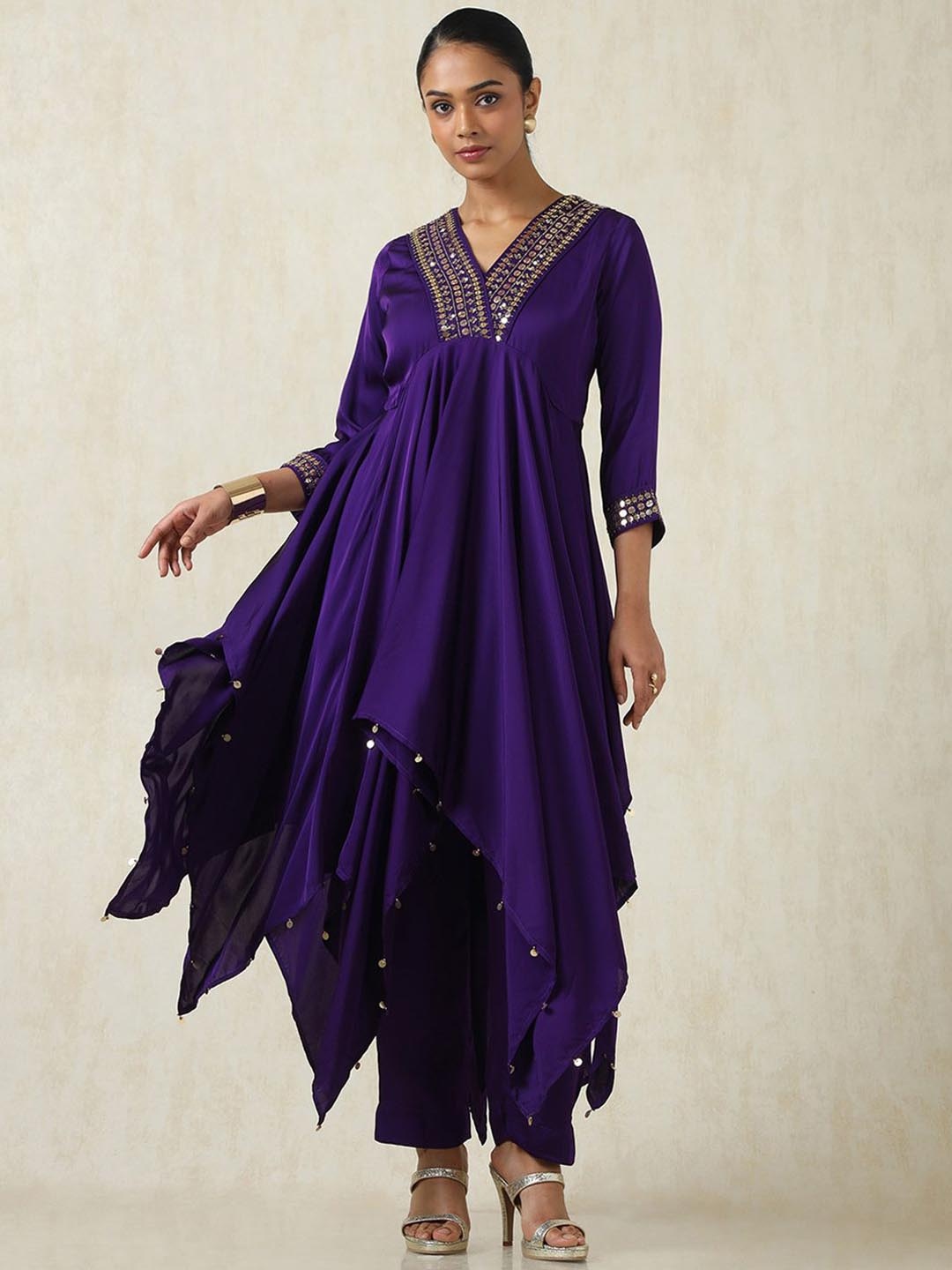 

Soch Geometric Yoke Design V Neck Sequinned Empire Kurta With Trousers, Purple