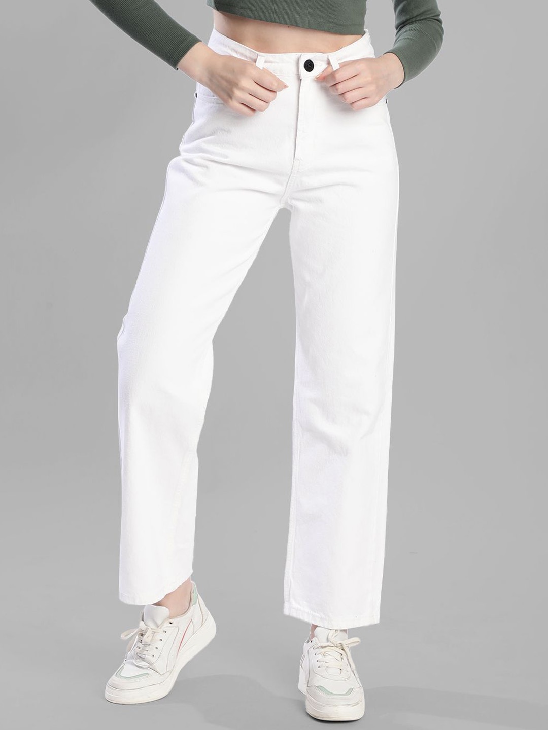 

The Roadster Lifestyle Co Women Straight Fit Cotton Jeans, White