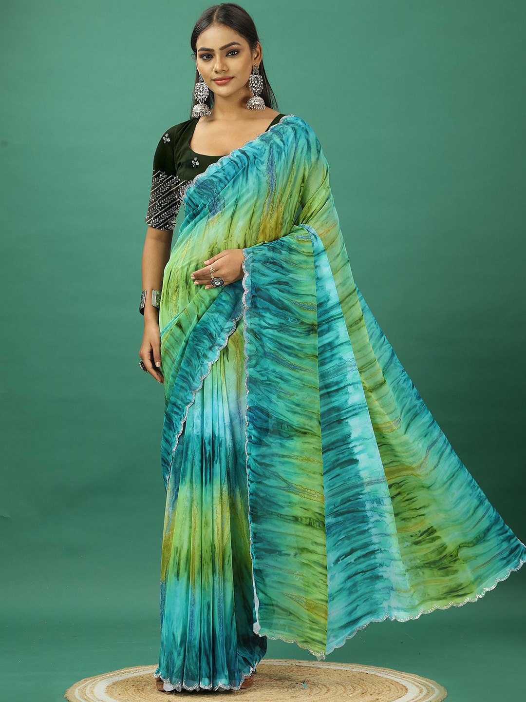 

VIRENDRA TEXTILES Tie and Dye Pure Georgette Saree, Turquoise blue