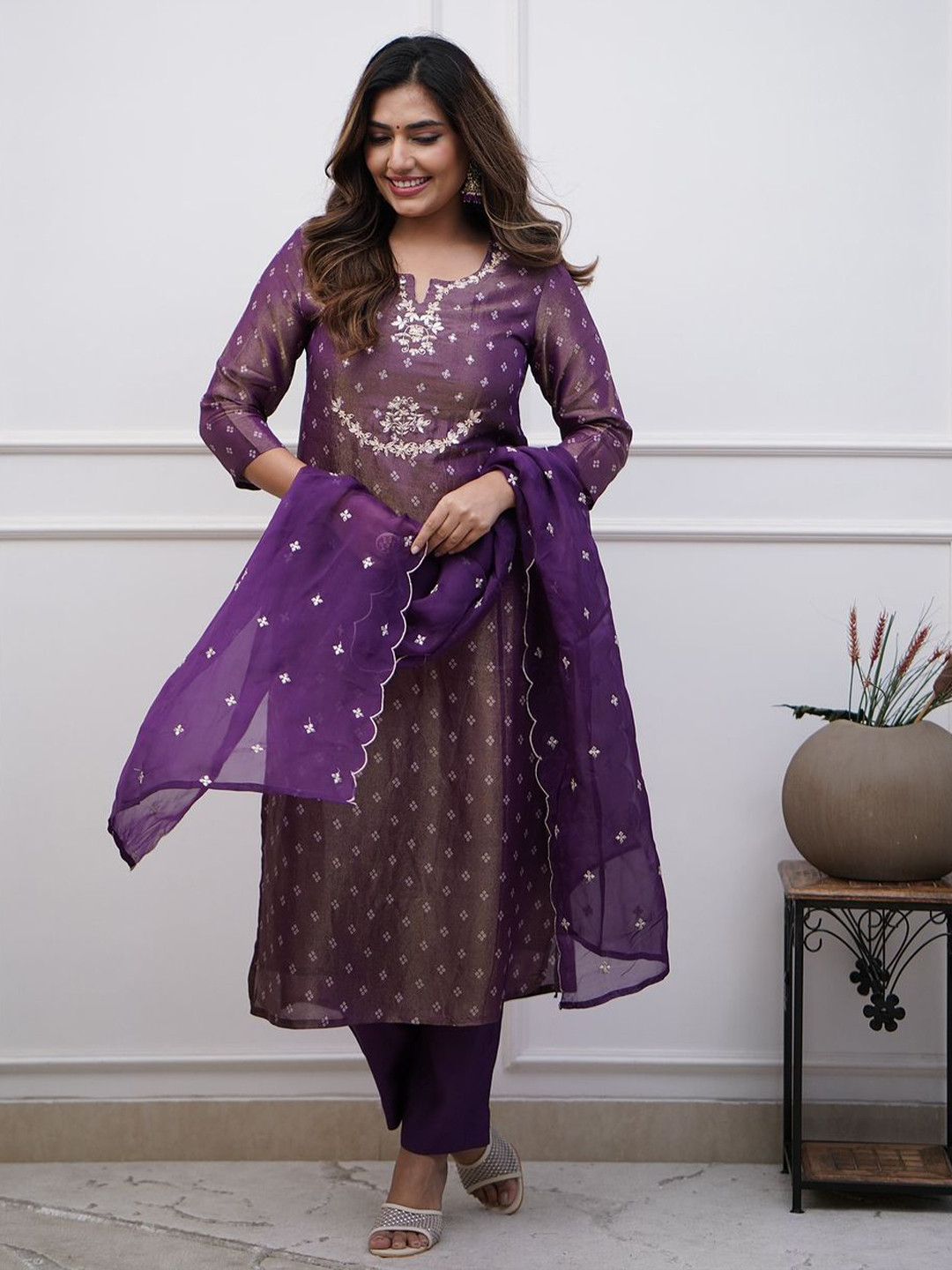 

Bought First Floral Woven Design Notch Neck Zari Straight Kurta With Trousers & Dupatta, Violet