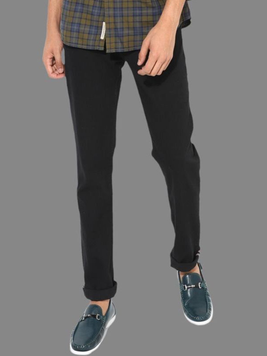 

LINARIA Men Classic Slim Fit Mid-Rise Jeans, Black