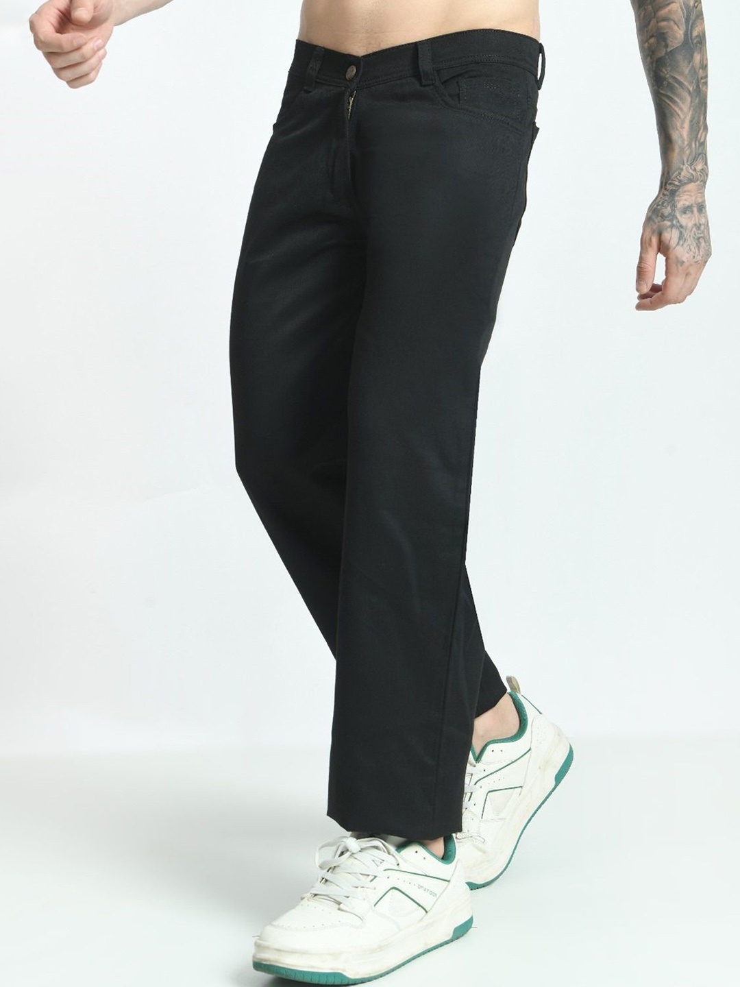 

LINARIA Men Classic Straight Fit Stretchable Jeans, Black