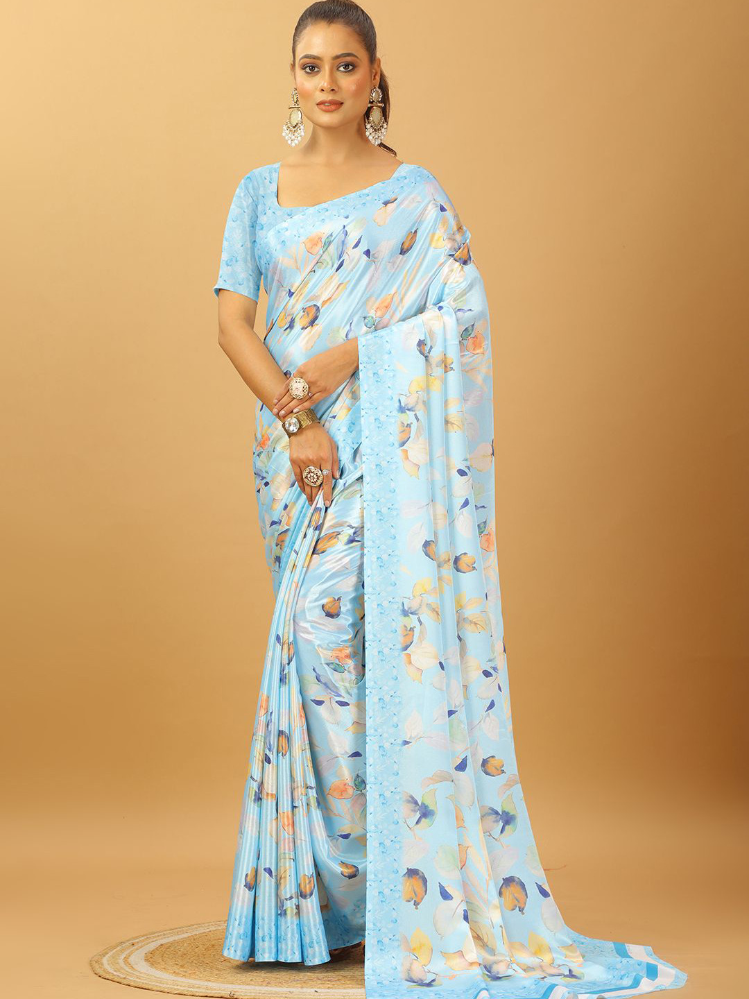 

VIRENDRA TEXTILES Floral Printed Pure Crepe Saree, Blue