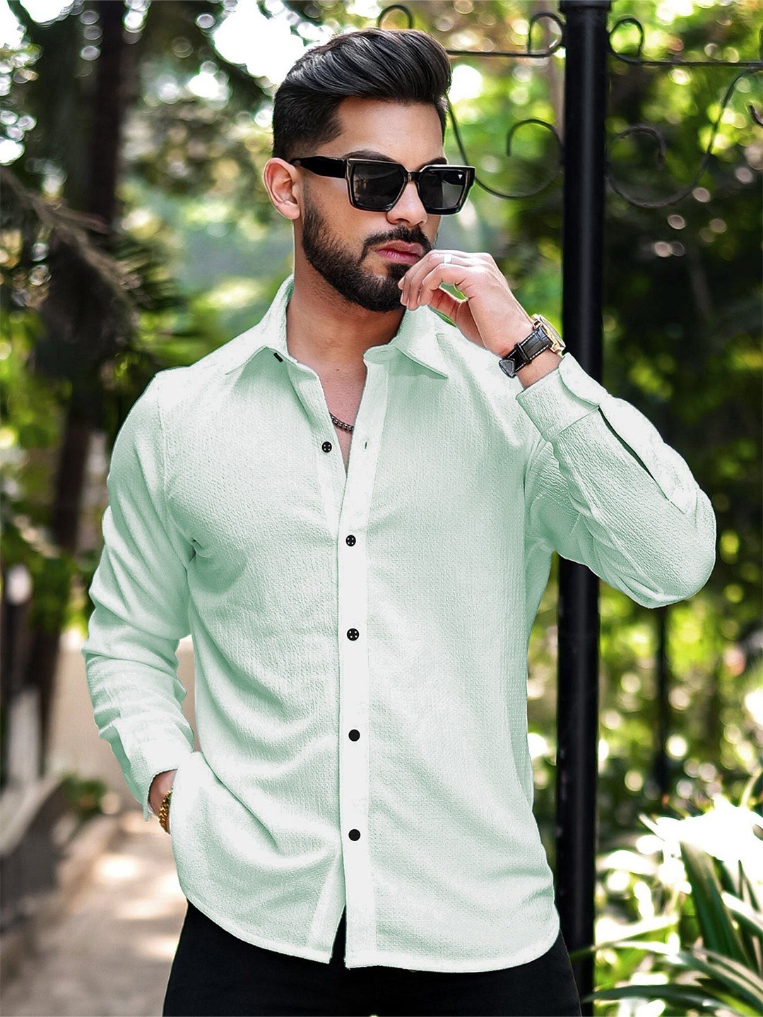 

Metronaut Men Regular Fit Spread Collar Textured Casual Shirt, Green